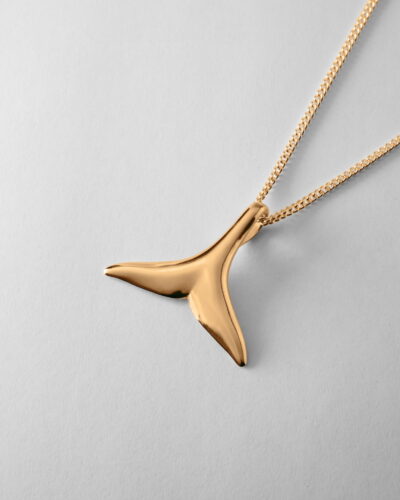 Large Whale Tail - 9ct Yellow Gold