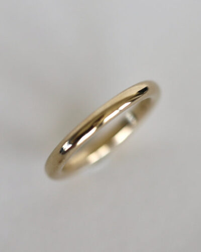The Noa Band Round Wire Ring (3mm) - 9ct Gold